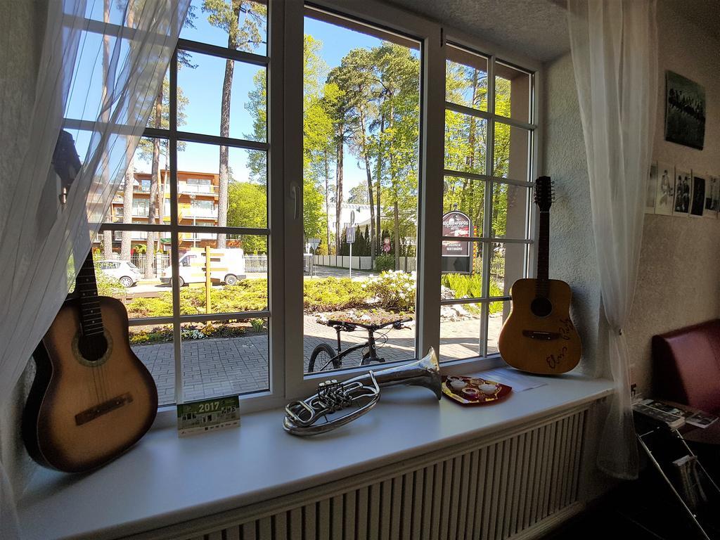 Rockin' Papas Hotel Jūrkalne Eksteriør billede